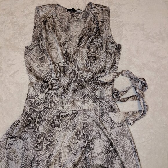 Snake Print Dress & Wrap Combo – WHBM - Picture 4 of 8